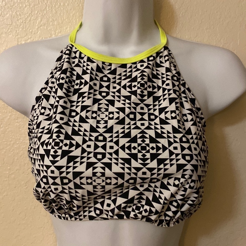 Joe boxer bikini top white black tribal print size large